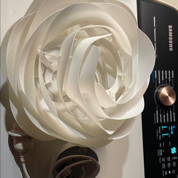 Samsung Other - Samsung White Floral Light Fixture